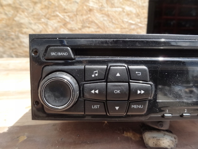 фото №2, Peugeot 208 2015 радіо cd aux оригінал