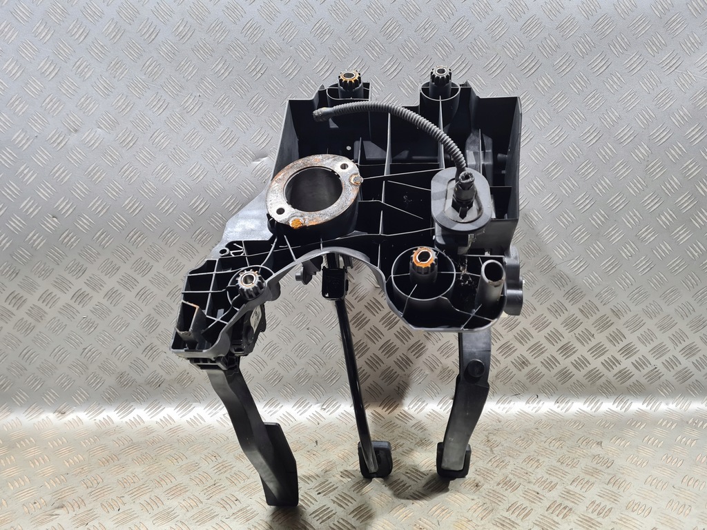 фото №5, Педаль сцепления тормоза газа педали opel meriva b europa