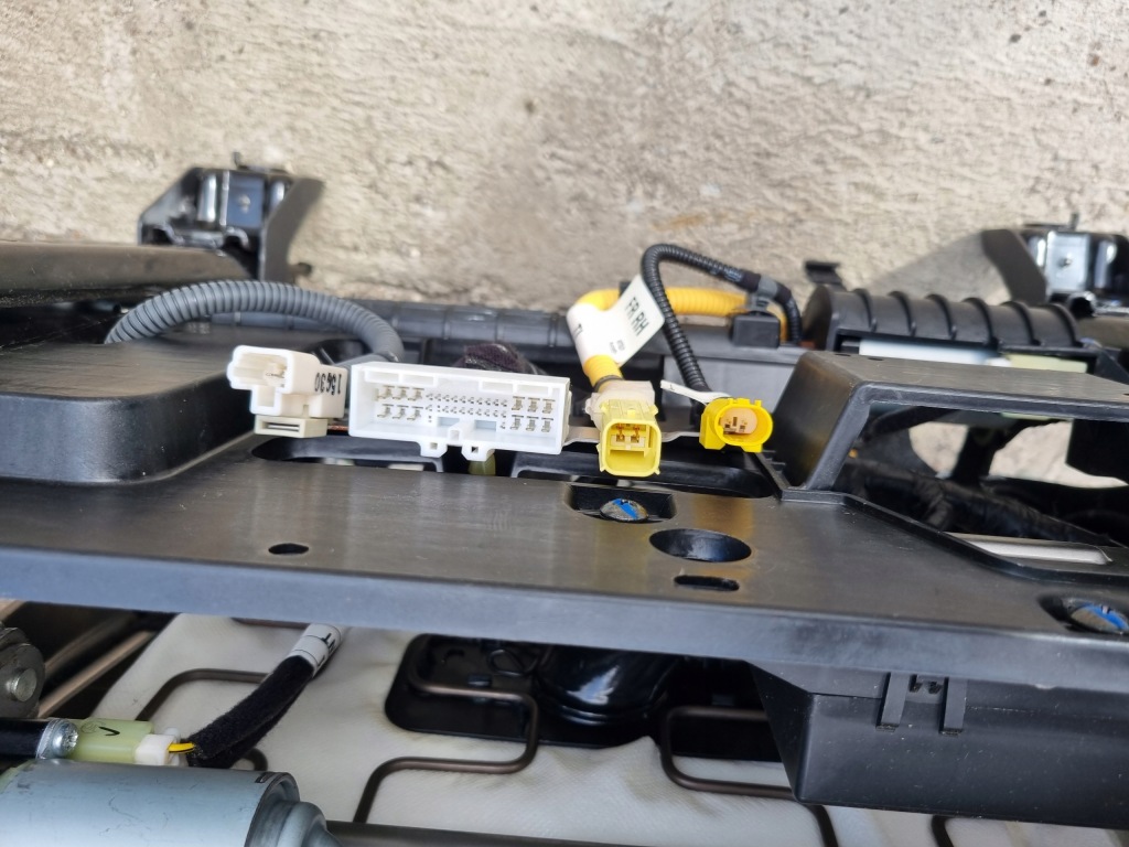 фото №13, Tucson iii lift 15- сидіння заднє сидіння обшивки шкіра вентильовані підігрів kraków