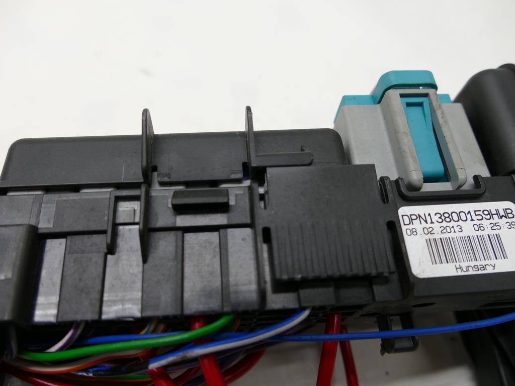 фото №9, Volvo v xc s60 ii 2.0 d3 коробка предохранителей