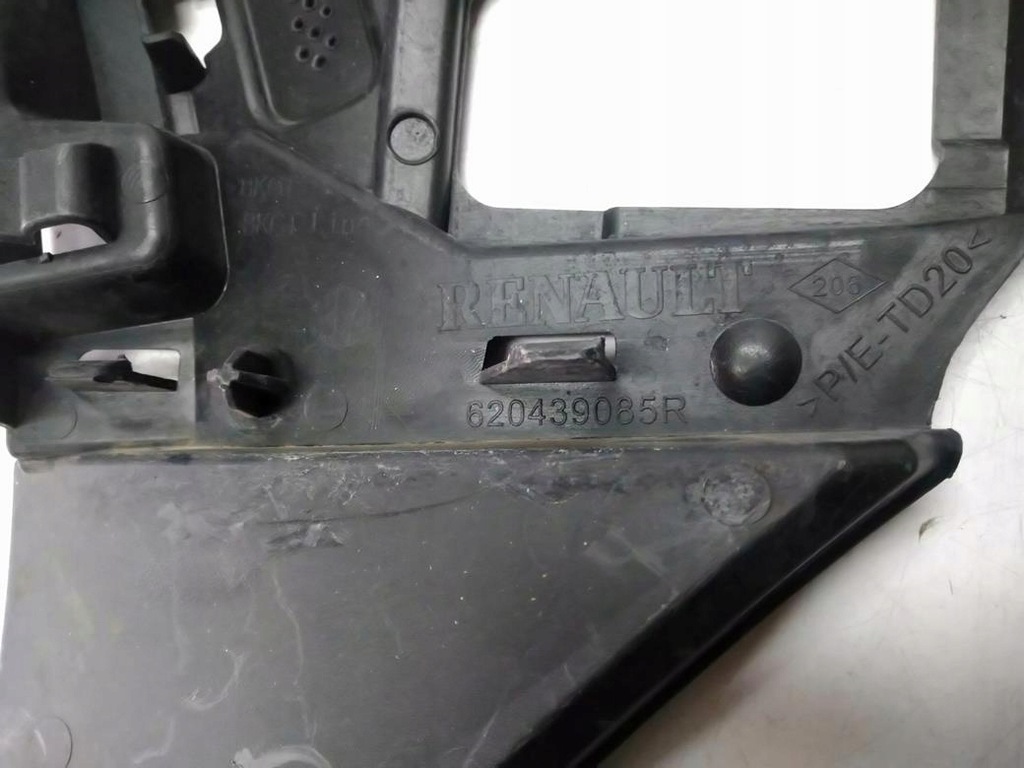 фото №9, Renault megane iv gt направляющая правый бампер идеальное состояние