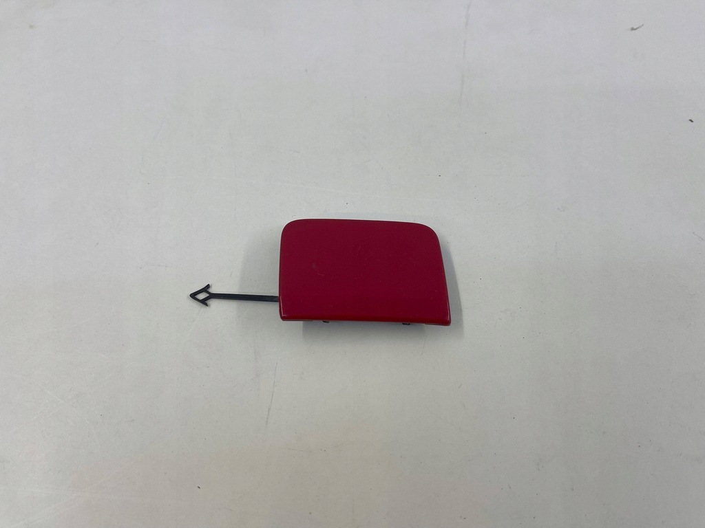 фото №1, Audi a4 s4 b9 заглушка фаркоп задняя czerwona