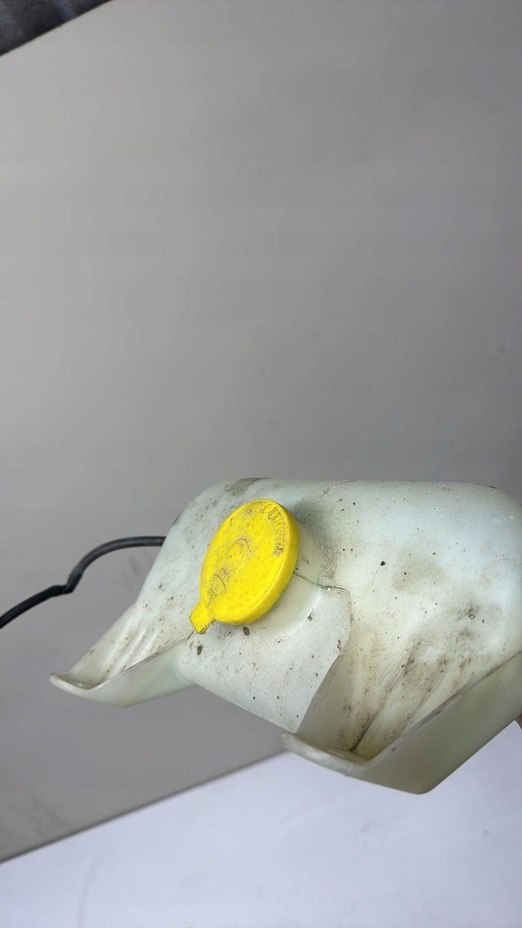 фото №2, Бак жидкость омывателя mazda rx-8 860141395 rx8