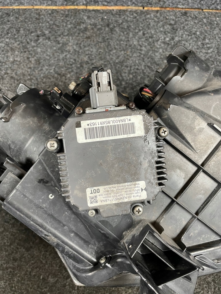 фото №13, Renault koleos лампа левая перед передняя ксенон оригинальный номер europa