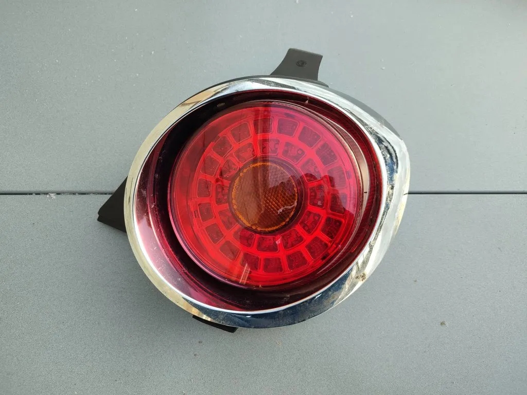 фото №1, Alfa romeo оригінальний номер 156085852 лампа задня