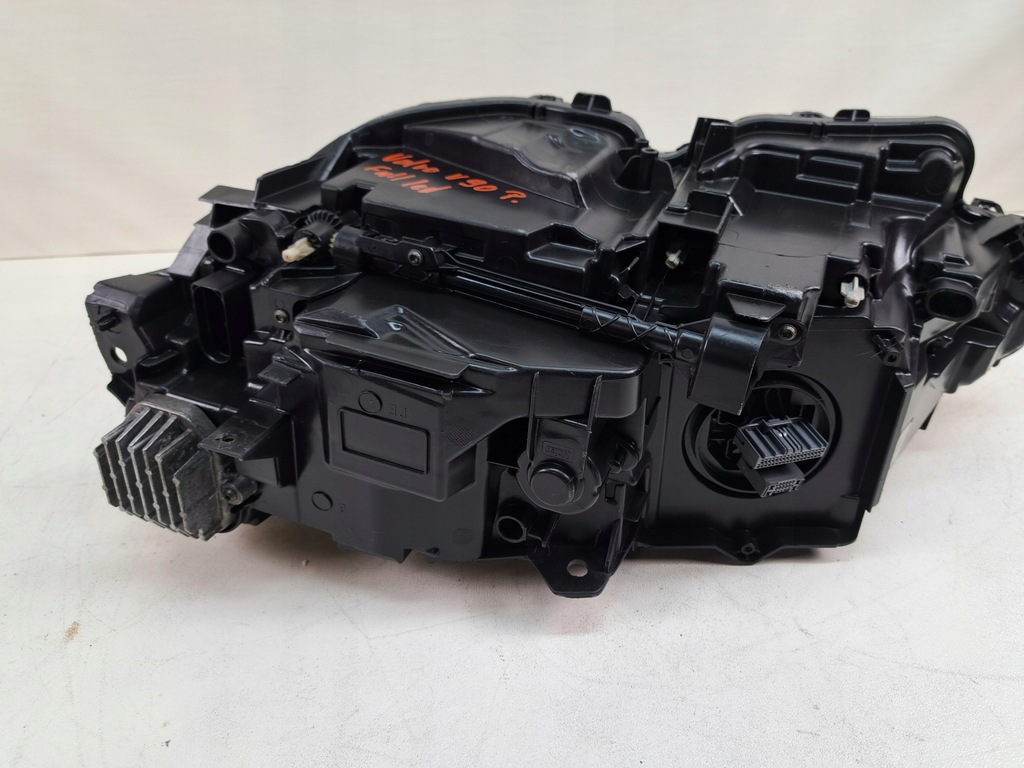 фото №10, Volvo v90 s90 full led лампа правая перед передняя