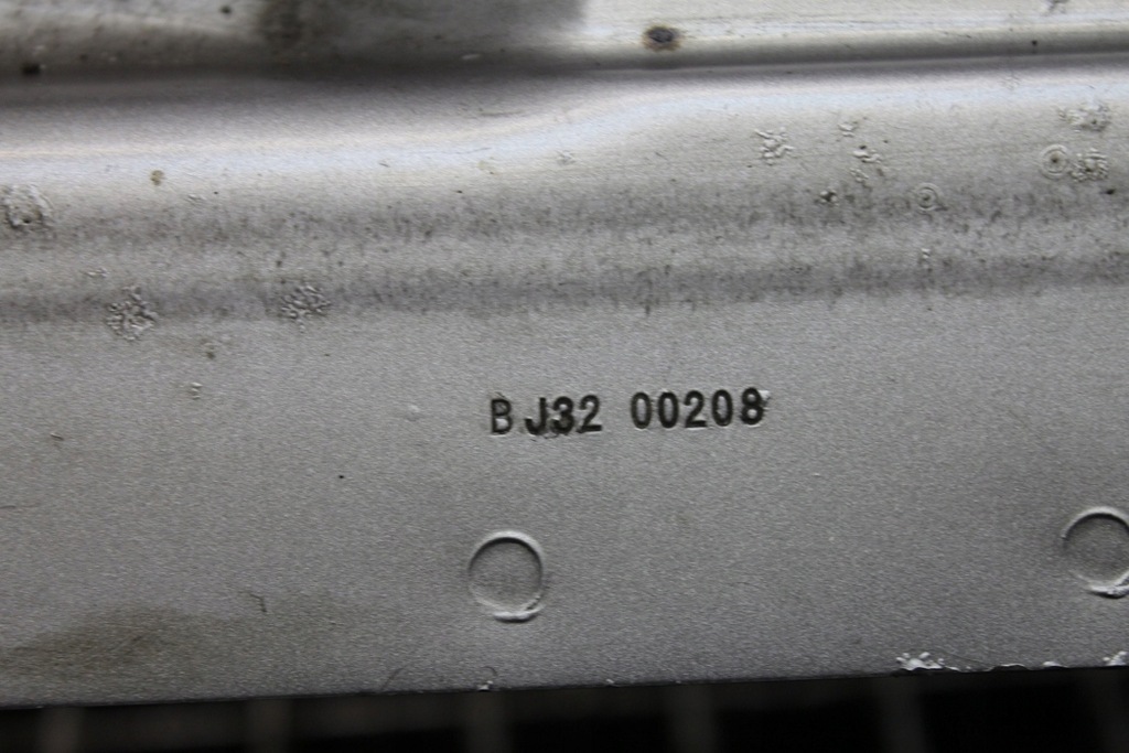 фото №8, Верхний часть поперечина передний land rover range rover evoque l538 bj3200208