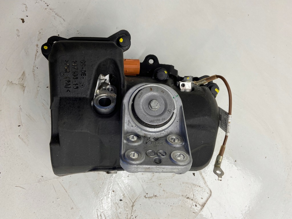 фото №5, Электрическая компрессор кондиционера bmw 5 i5 g60 g61 2024r 5b31e59