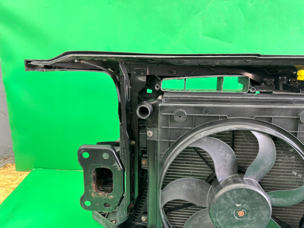 Ремень передний комплектный  радиатор воды вентилятор skoda superb 2 2.0 tdi 08- Оригинал