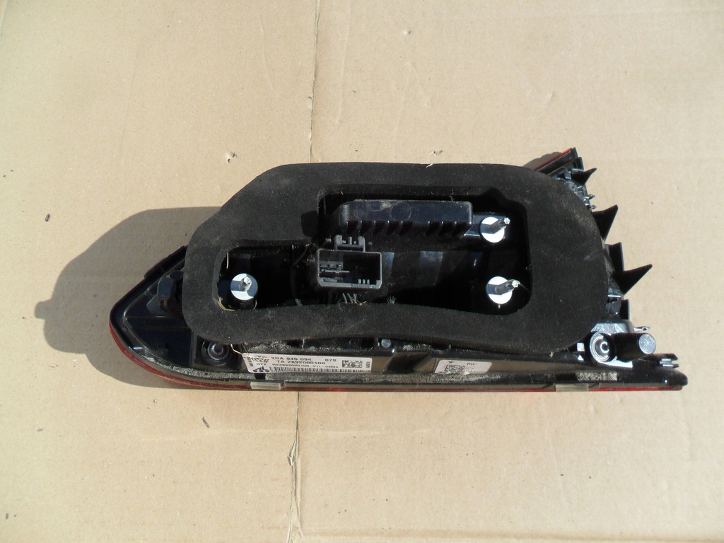 фото №7, Vw volkswagen t-roc лампа правая задняя w крышка 2ga945094 led