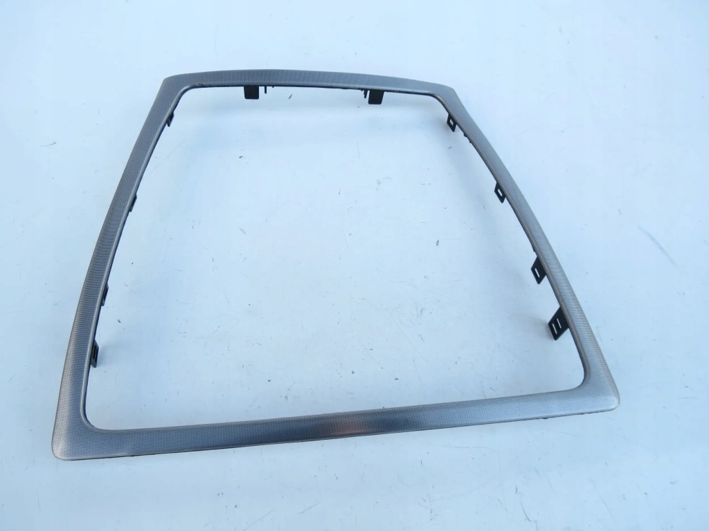 фото №2, Рамка средняя консоли радио r-design 30672110 volvo s60 i v70 ii xc70 i