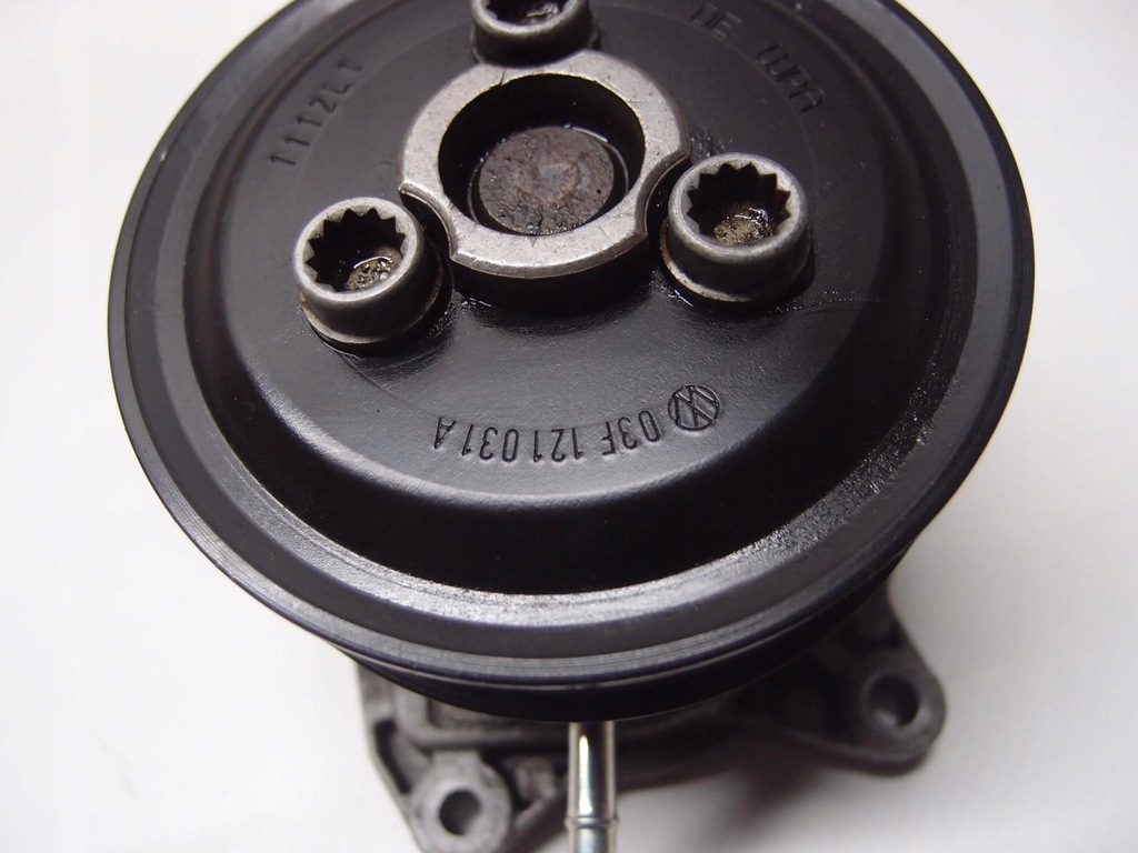 фото №7, Насос wody skoda yeti 1.2 tsi 03f121031a