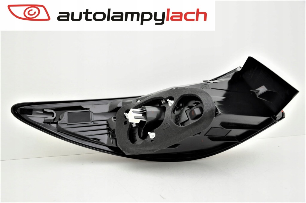 Mazda 6 универсал led 2018- новая  фары задняя комплект Оригинал