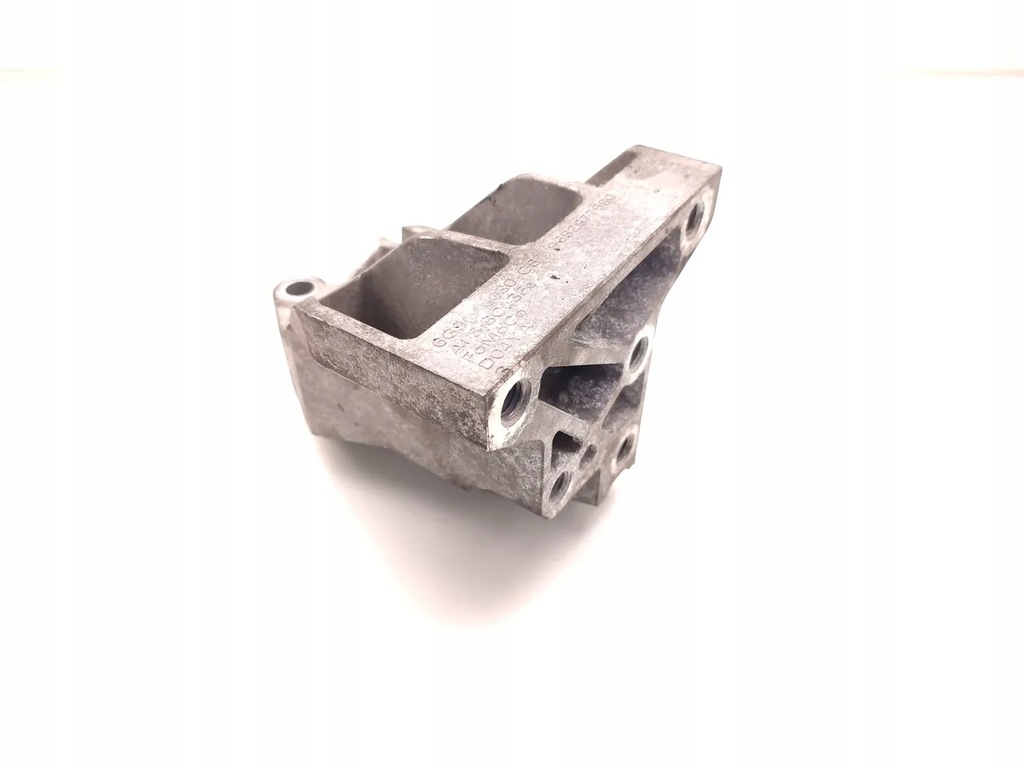 фото №1, Land rover range rover evoque кронштейн / кронштейн двигуна 2.2 d 4x4 дизель suv