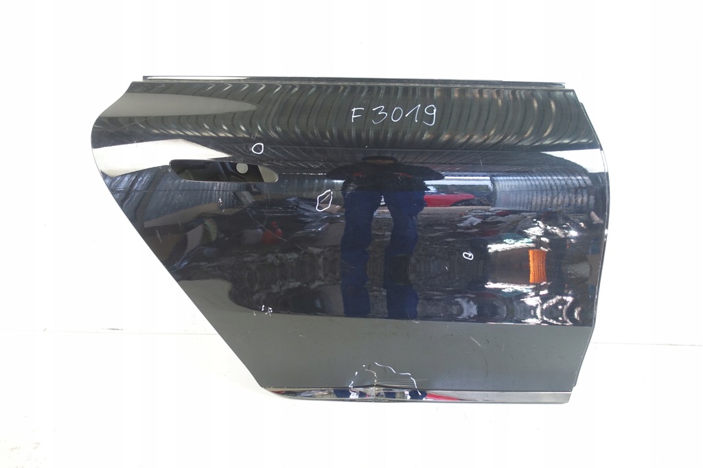 фото №1, Mercedes eqs 297 2021- дверь правый задняя правое задние