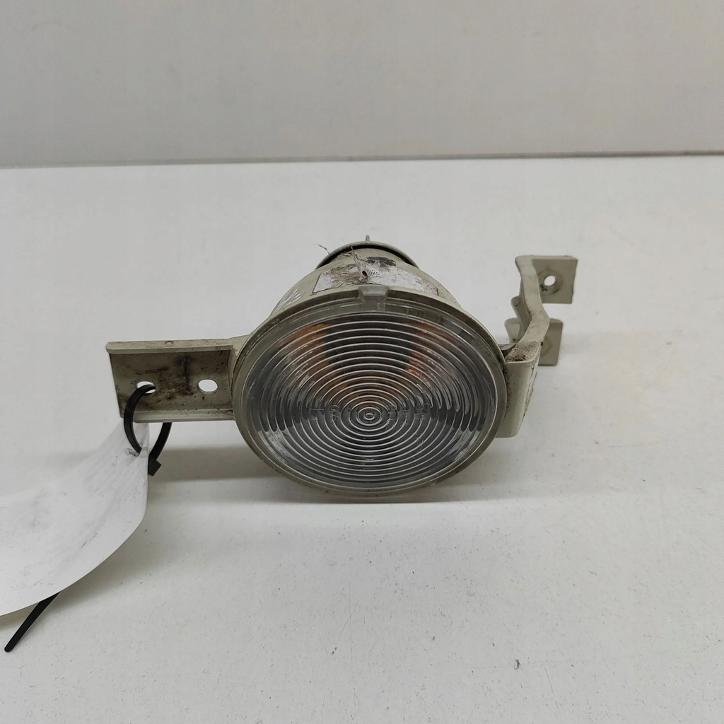 фото №1, Mini one - cooper cabrio r52 2005 левая сторона поворотник передний