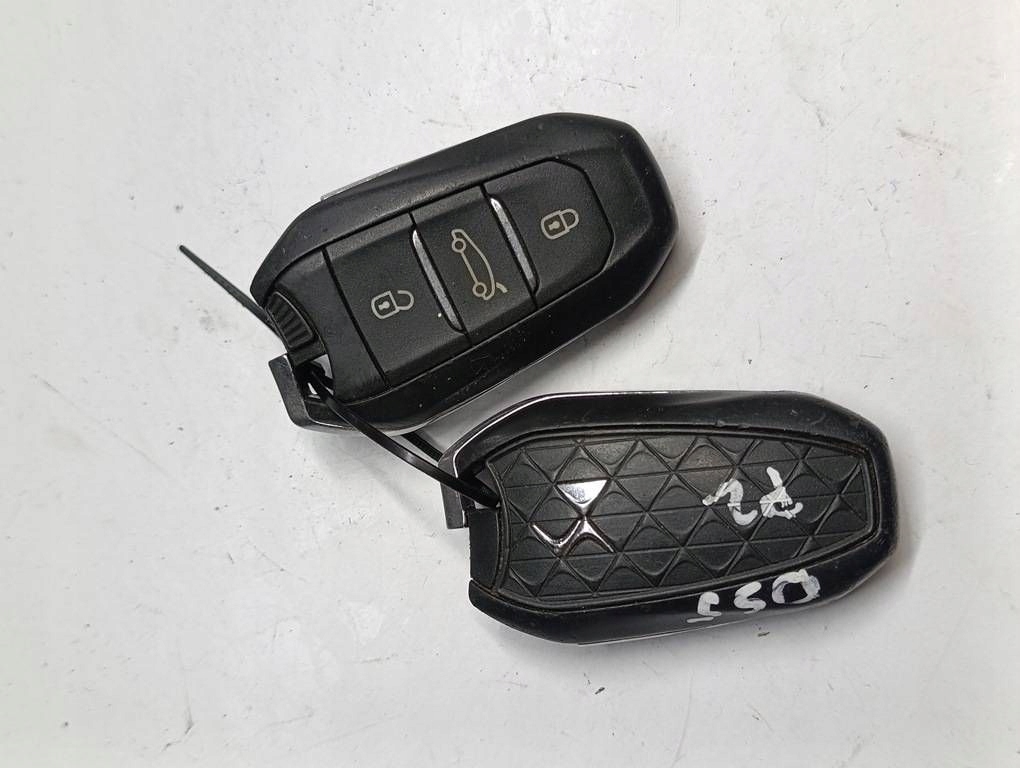 фото №1, Citroen ds5 11-15 ключ pilot