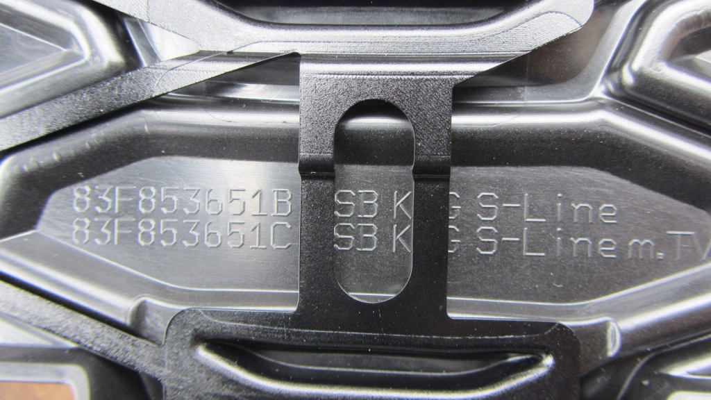 Решітка радіатора решітка радіатора бампера перед audi q3 ii 83f s-line 2018- Оригінал