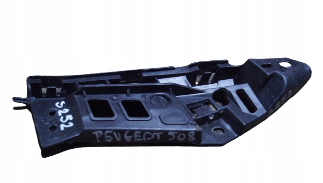 фото №1, Peugeot 508 направляющая бампера правый задняя