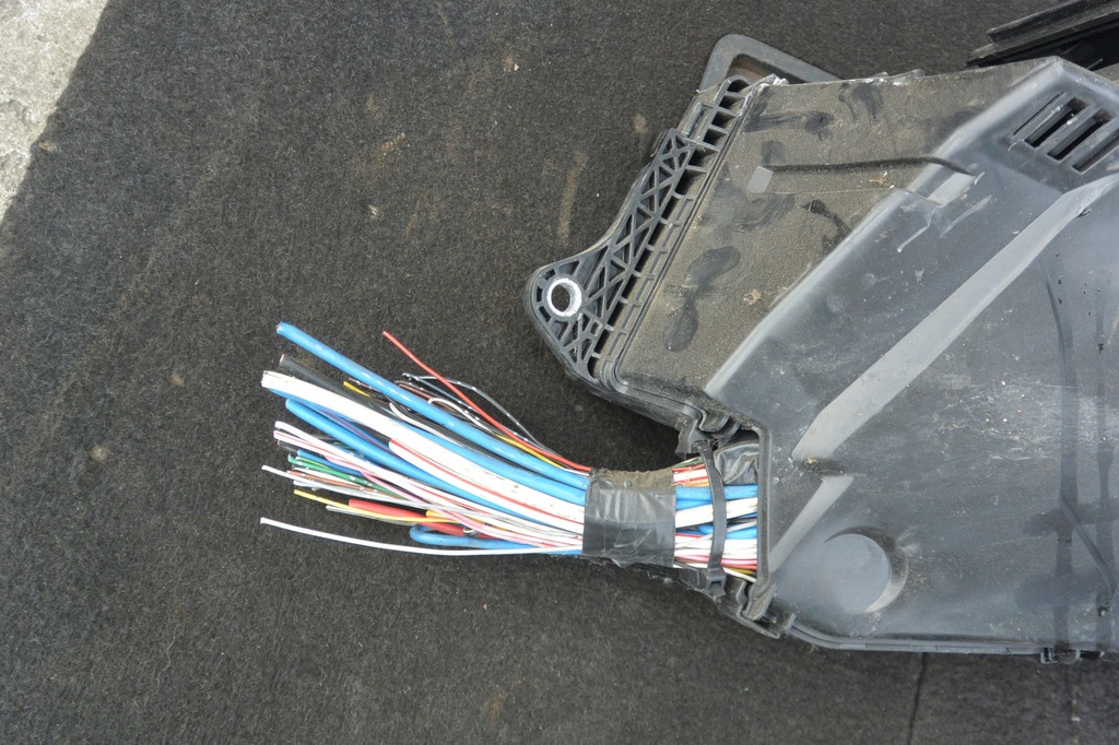 фото №9, Коробка предохранителей модуль lexus gs iii 450h mk3