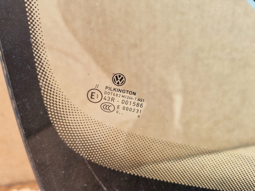 Vw touran 1t0 2010-2015 r стекло лобовое передняя Оригинал