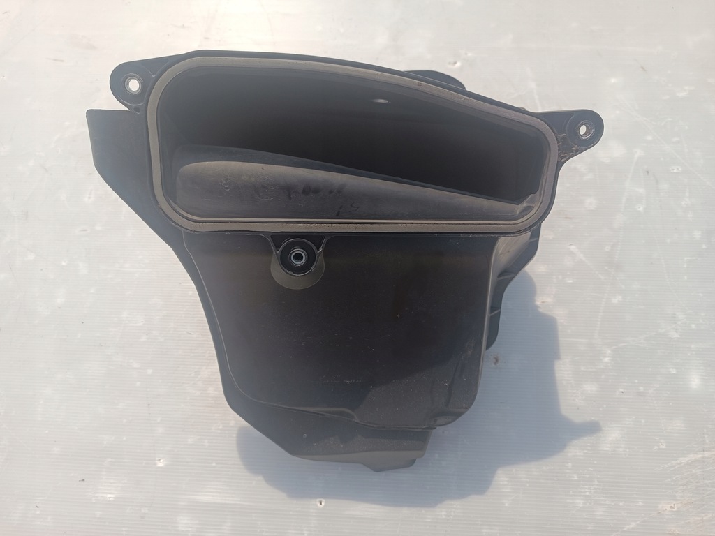 фото №1, Mercedes w251 корпус фильтра воздуха салонный