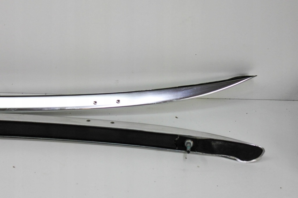 фото №9, Комплект рейлингов кровельные audi q3 8u 8u0860021a 2.0l бензиновый 147kw 2017