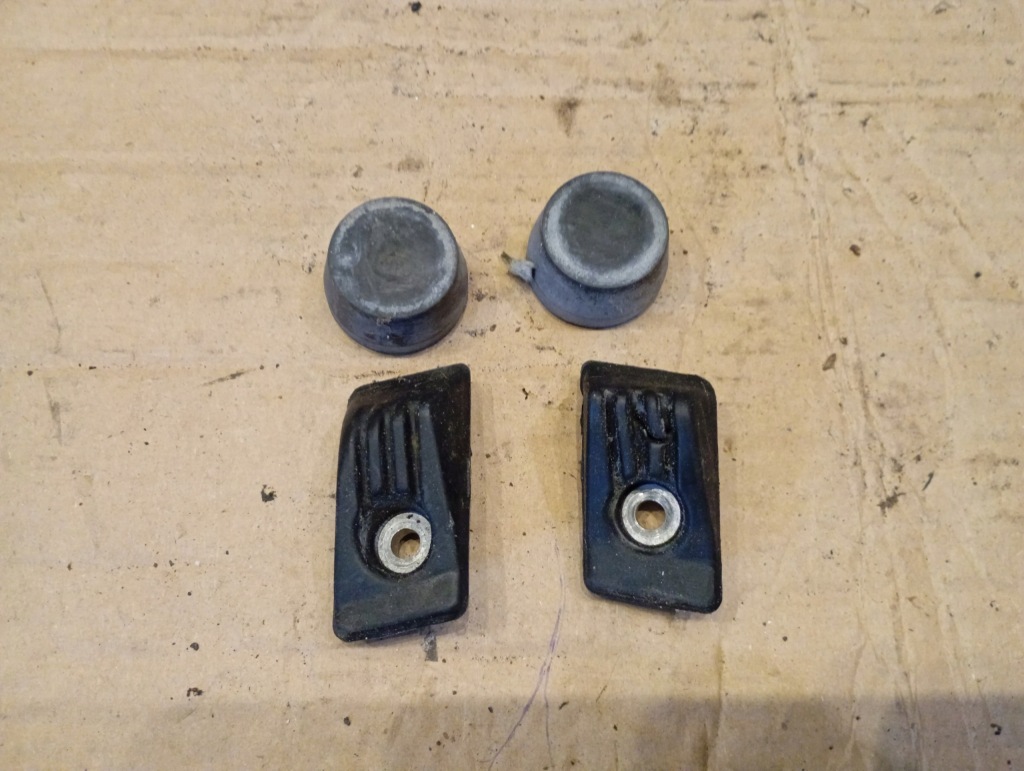 фото №1, Відбійник обмежувач mercedes slk r170