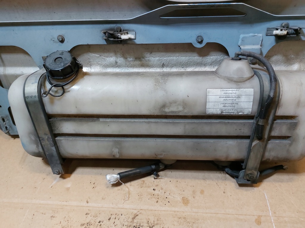 фото №13, Капот решётка радиатора man r313.363