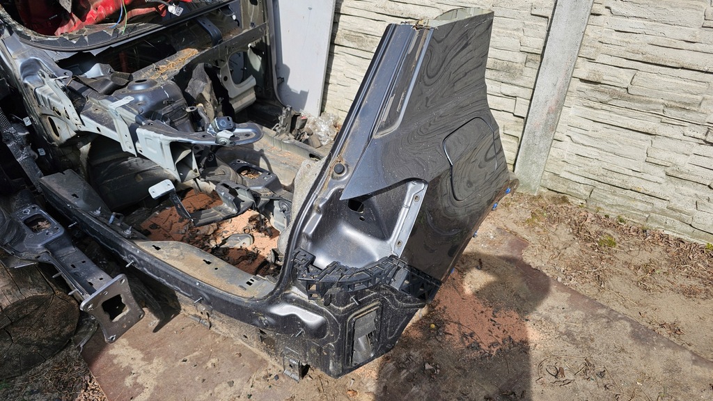 фото №2, Vw t-roc 23r чверть правий задня