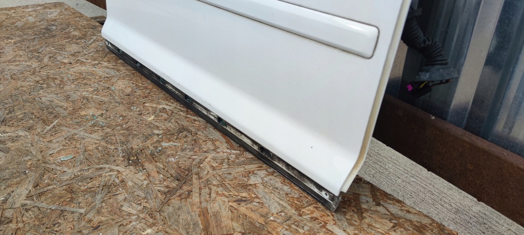 фото №8, Дверь правый перед audi a3 8p sportback ly9c 5d