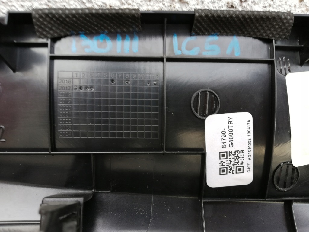 фото №5, Молдинг нижняя консоли панели hyundai i30 iii europa