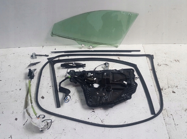 фото №2, Прокладка дверь стекло перед задняя mazda cx5 lift