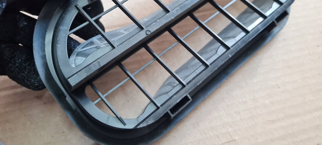 фото №6, A7 c8 4k решітка вентиляційна багажника 6r0819465b a4 b9 a5 8w q5 80a a6 c8