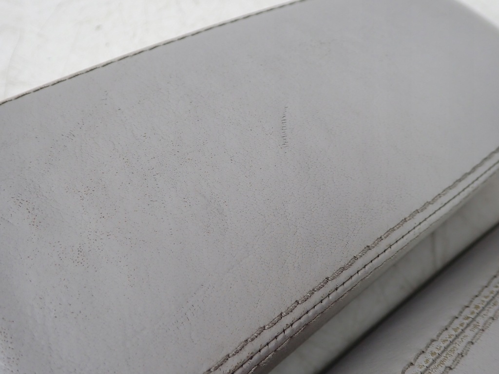 фото №5, Подлокотник бардачок с телефоном audi a8 s8 d3 5.2 któtki 4e0864206ad