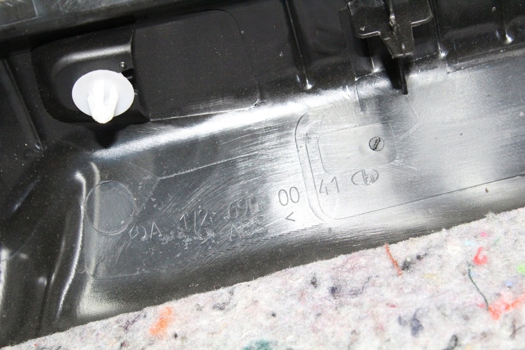 фото №8, Захист замка кришки mercedes-benz slk r172 a1726900041 2.1l дизель 150kw