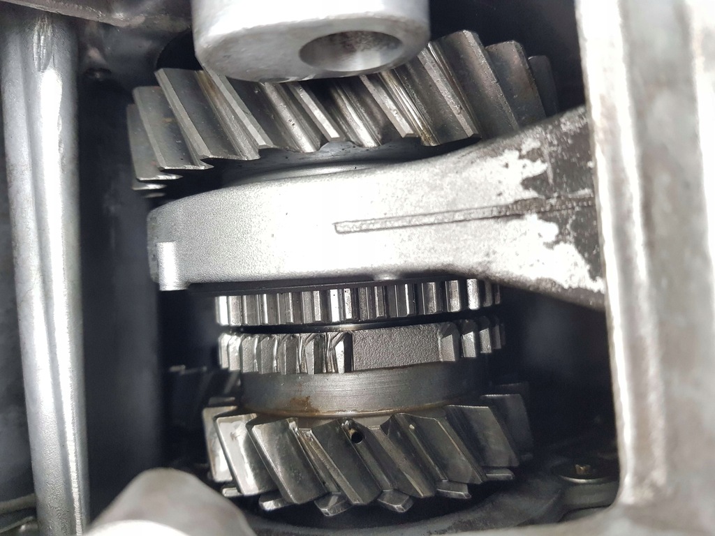 фото №12, Редуктор коробки mitsubishi pajero iii 3.5 v6