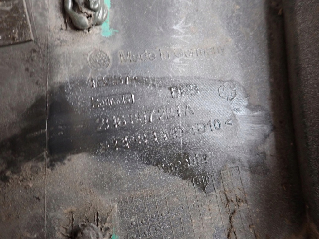 Vw amarok рестайлинг  16- бампер перед передний молдинг левая правый  2h6807221a Оригинал