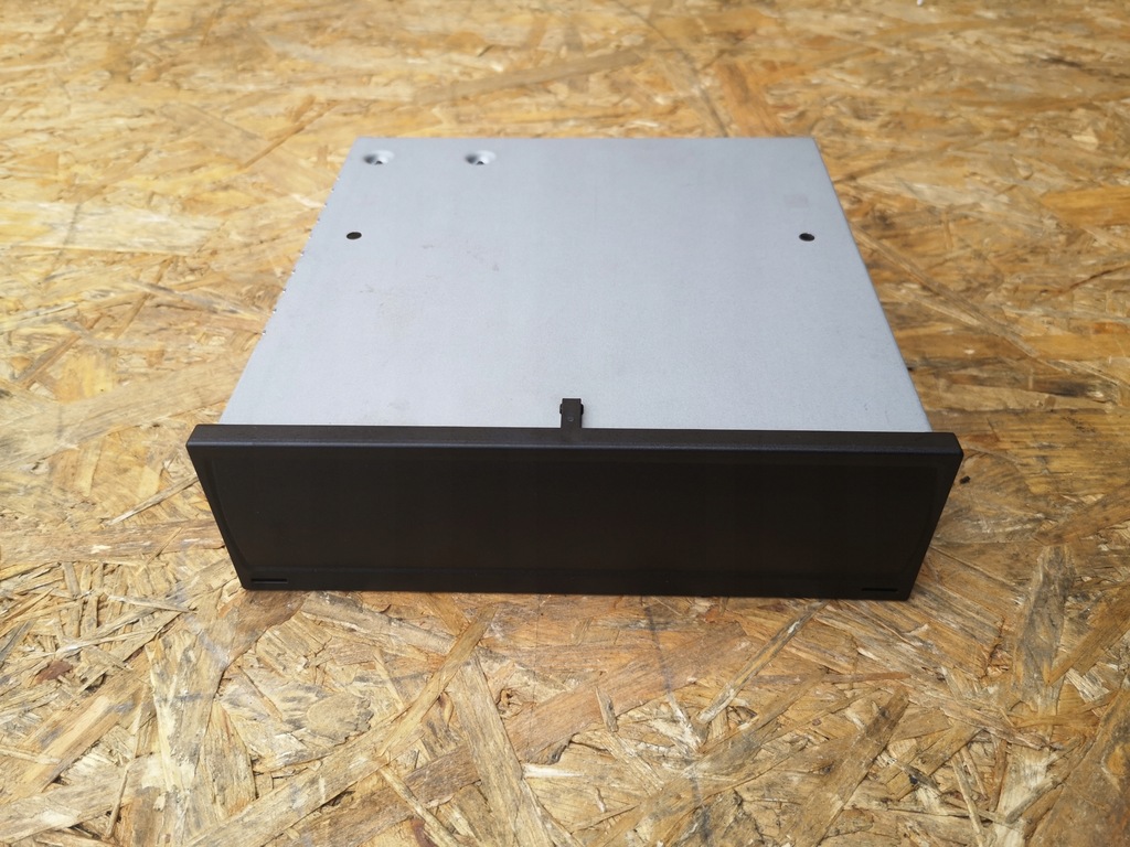 фото №1, Skoda karoq радио навигация 3v0035820b