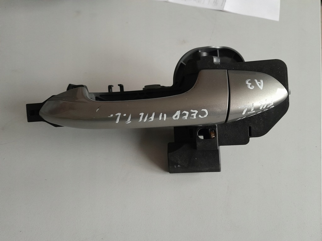 фото №1, Kia ceed ii lift kombi ручка дверь задняя левая a3