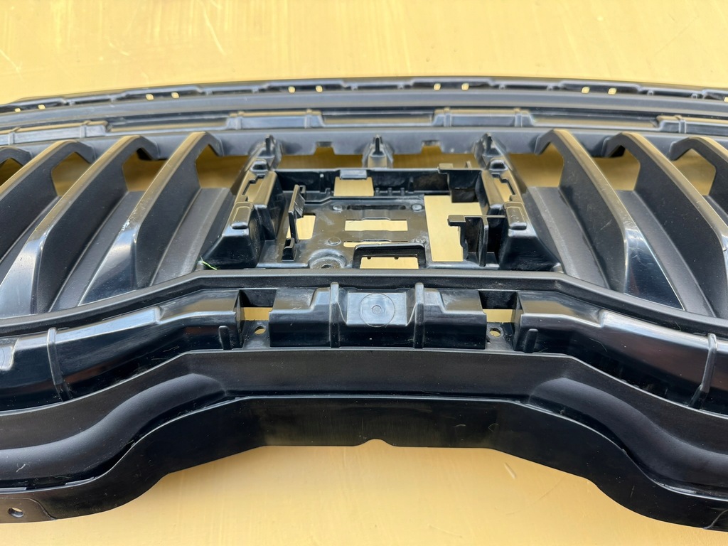 фото №10, Skoda scala 19r- решётка радиатора решётка радиатора бампера перед 657853653a