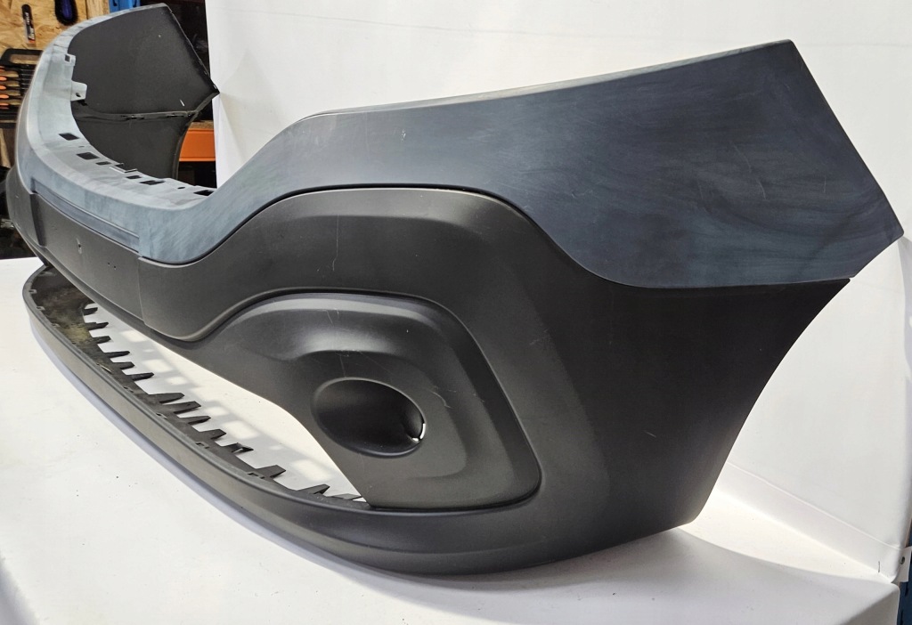 Бампер передний renault trafic iii 14- новый Оригинал