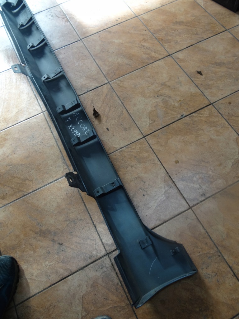 фото №4, Молдинг порог правая accord 7 kombi