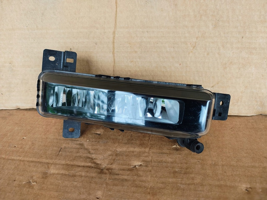 фото №1, Bmw 2 f45 f46 lift x7 противотуманная фара правый led 7471082