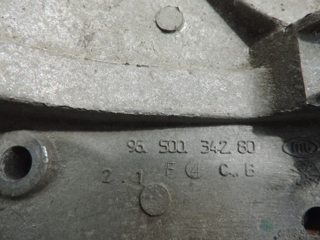 Кронштейн ролик генератора ford expert 1 2 2.0 hdi 9650034280 Оригинал