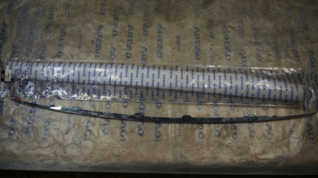 фото №1, Молдинг декоративна кришка багажника задня volvo s80 ii хром nowa