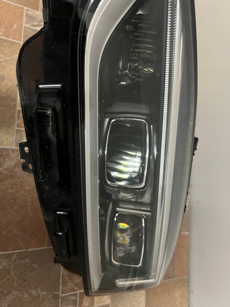 Audi a5 b9 фара фара ліва перед передня full led matrix гарний стан Зі Шроту