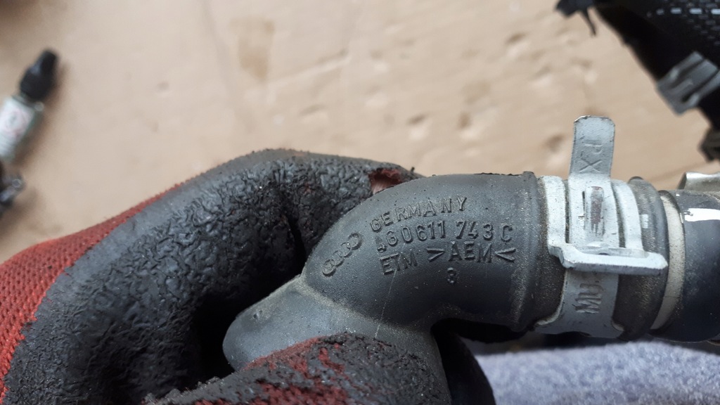 фото №6, S6 c7 4g шланг вакууму 4.0 tfsi s7 4g