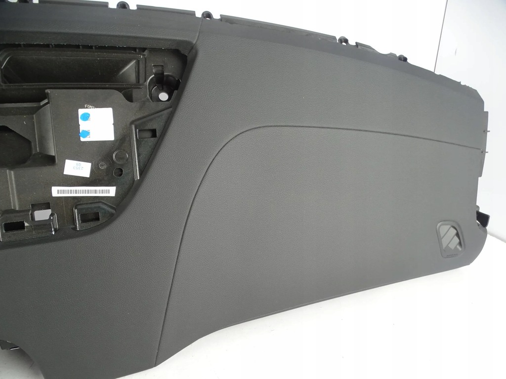 фото №6, Консоль панель приладів приладова maserati grecale