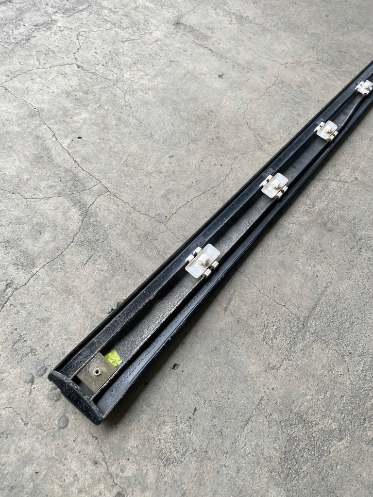 фото №7, Mercedes c-klasa w203 молдинг дверь левый перед